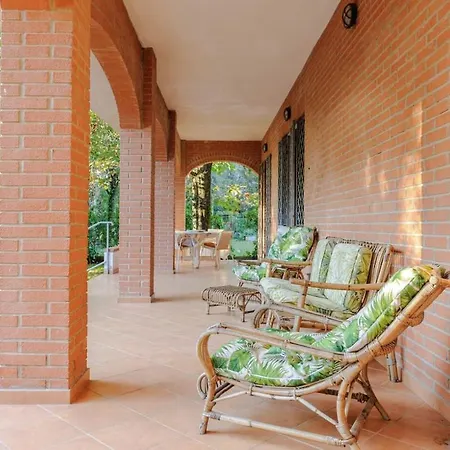 Garden With Parking Space And Ac, Near The Sea